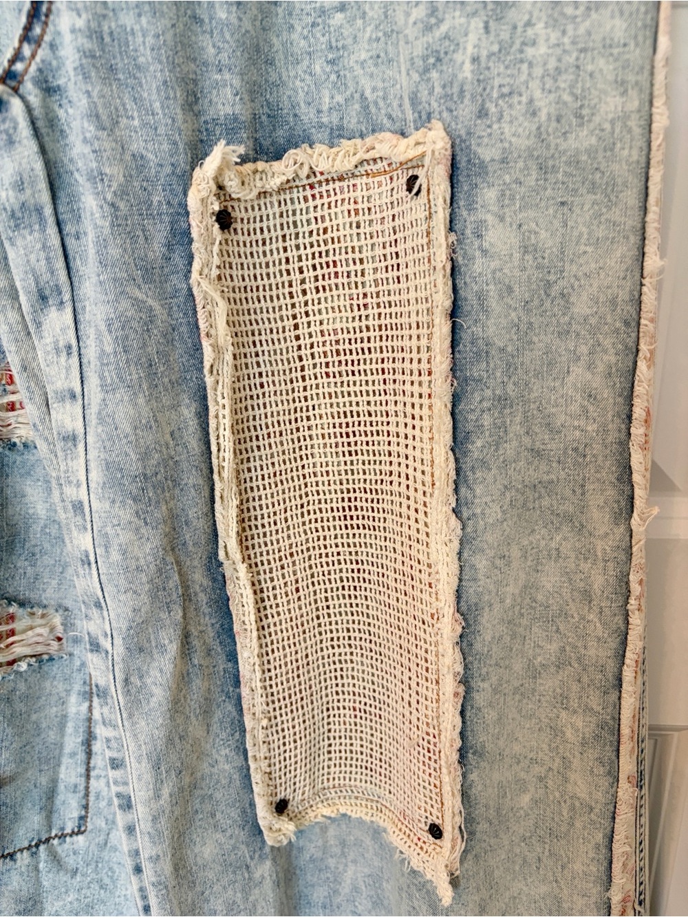 NWT POL Light Wash Patchwork Wide-Leg Jeans - Picture 5 of 10